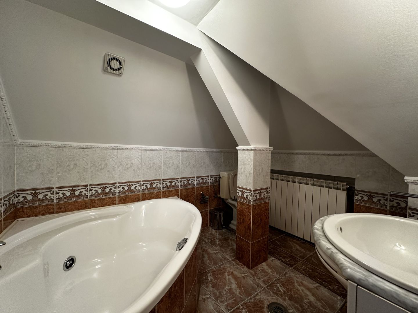 Maison Royale | Royal Elegance in the Heart of Bucharest