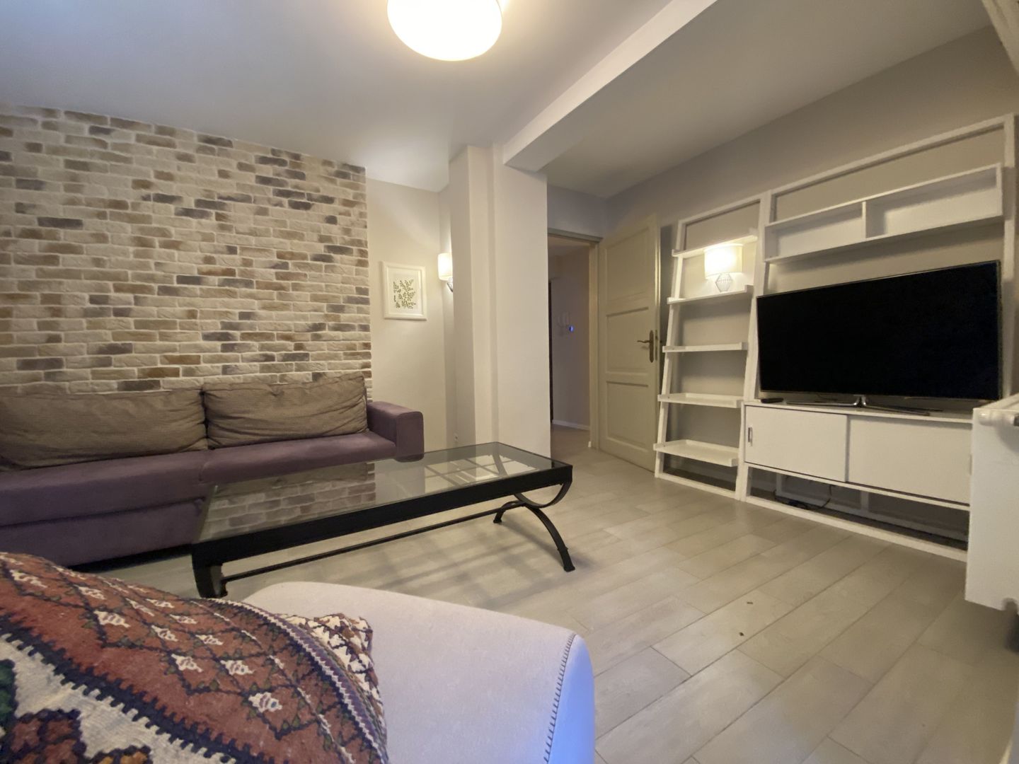Apartament in vila , demisol , 3 camere de inchiriat | Zona Kiseleff