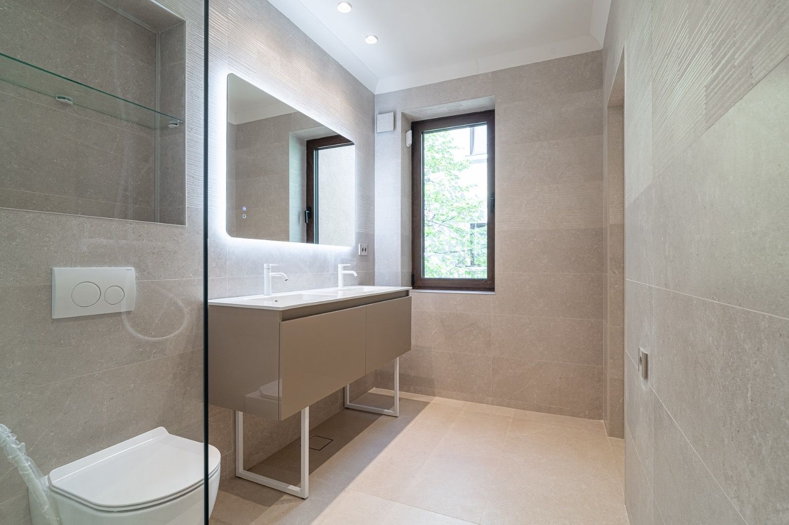 Vila de Excepție în Dorobanti | Eleganță Clasică, Design Contemporan