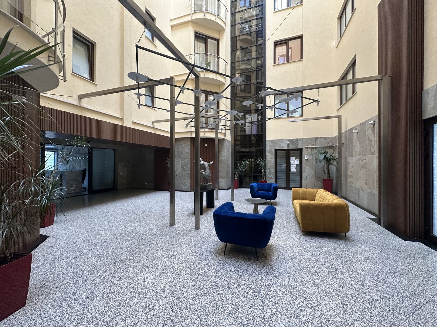BEST DEAL Satul Francez | Herastrau | 4 camere | Vedere Parc | loc de parcare