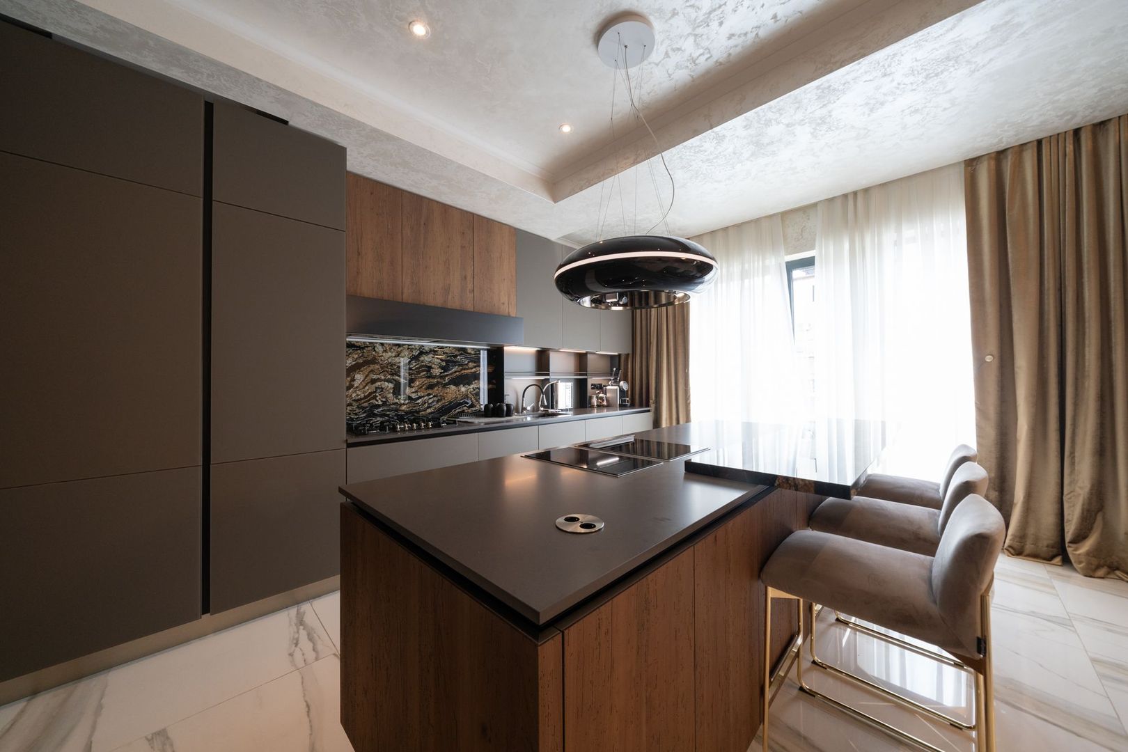 Vida Herastrau |  Luxury Apartments |  3 rooms for rent |  Parking