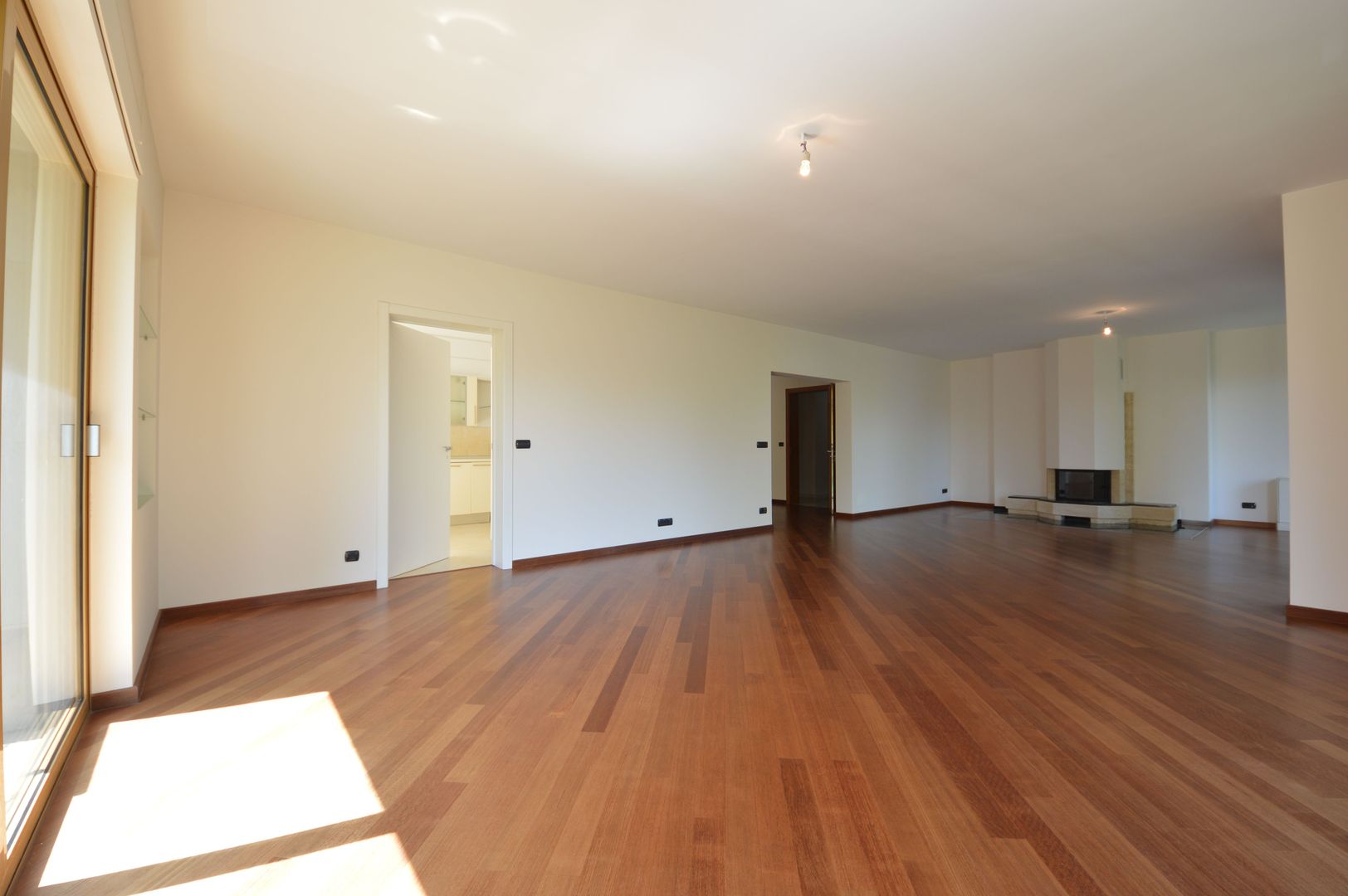 4 room Apartment for sale, Primaverii area