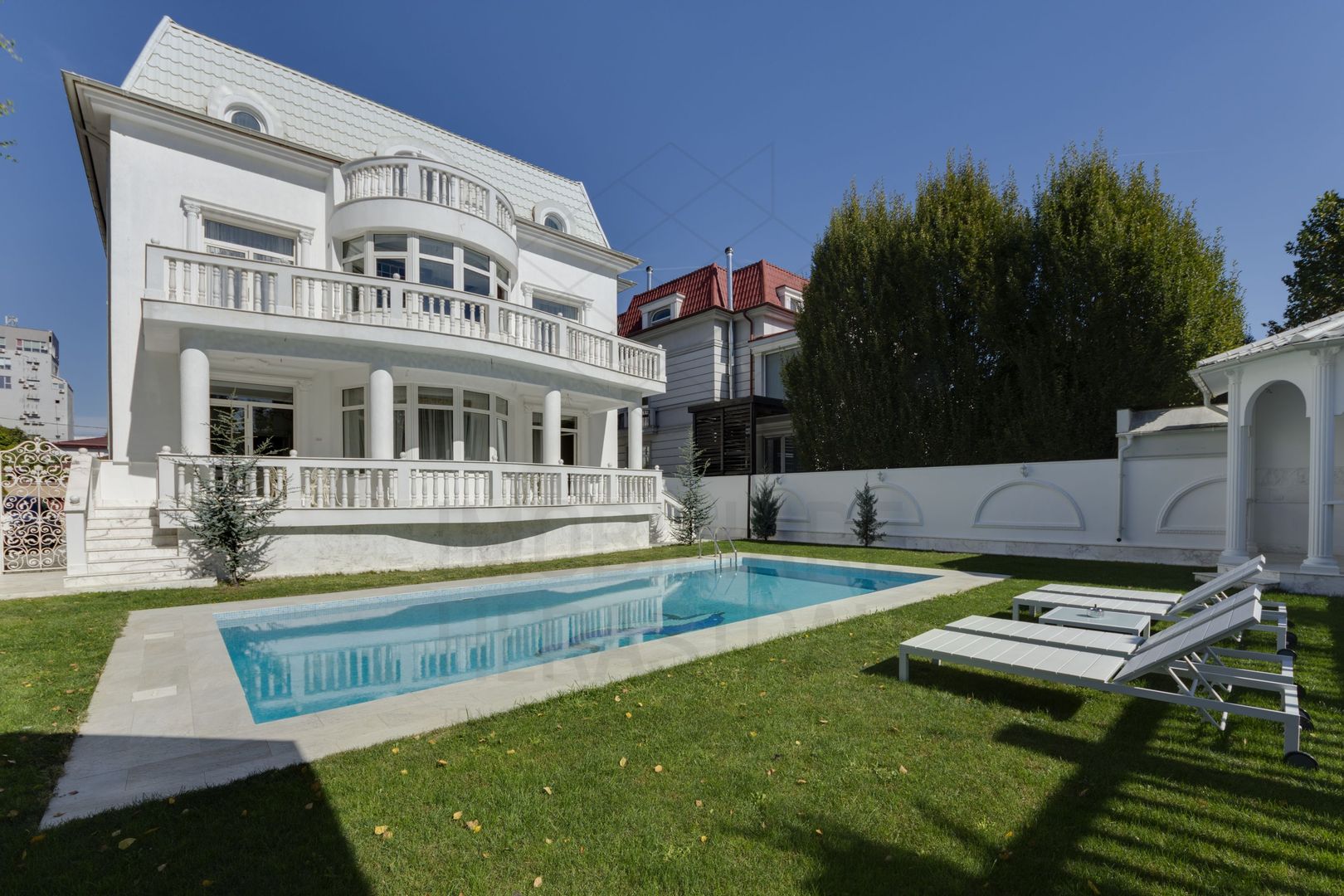 Maison de Bourbon | Vila exclusivista Floreasca Lake | Teren 1200mp