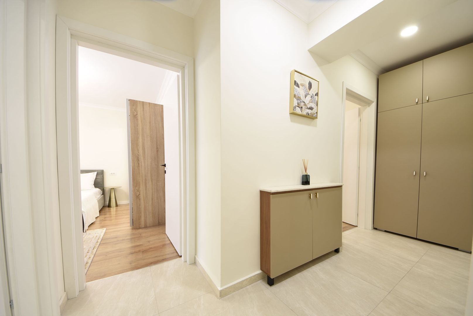 Apartament 3 camere bloc nou  | Zona Sisesti