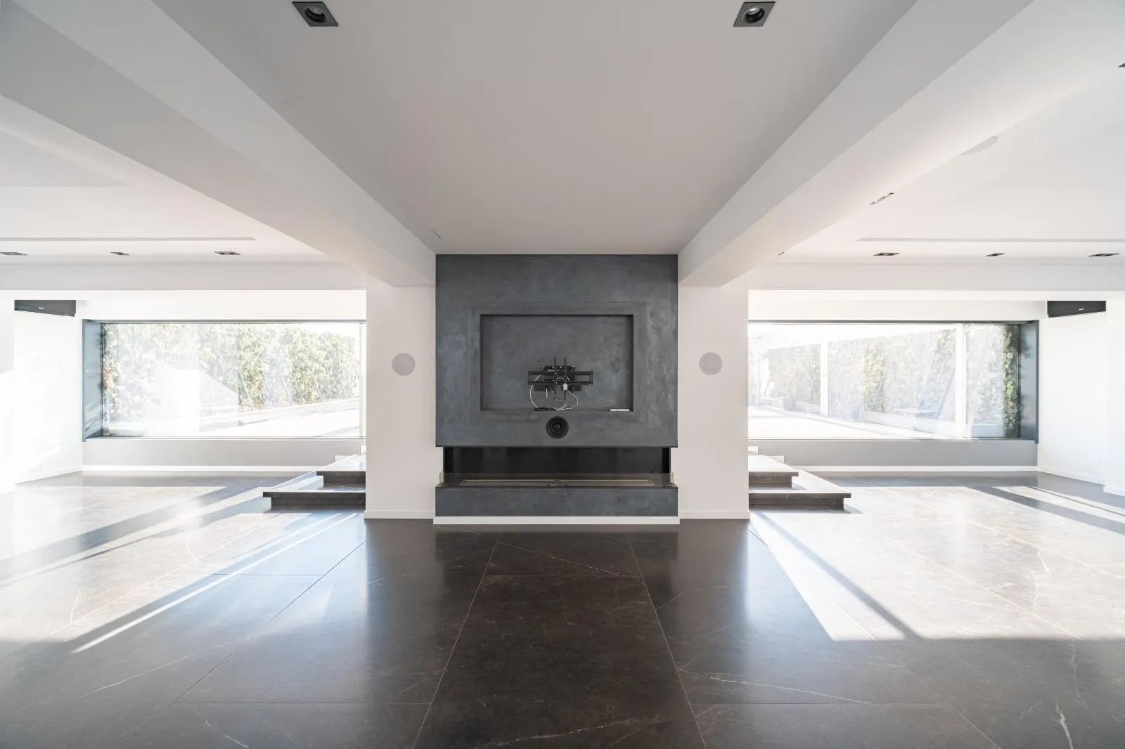 Laguna Residence | 4 Bedroom Luxury Penthouse with stunning View