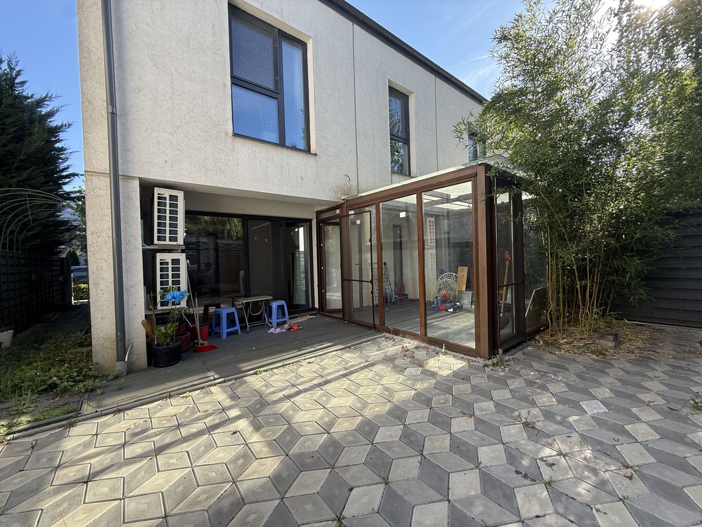 Vila superba de inchiriat | Catted Residence | Rond Omv | 2 locuri de parcare