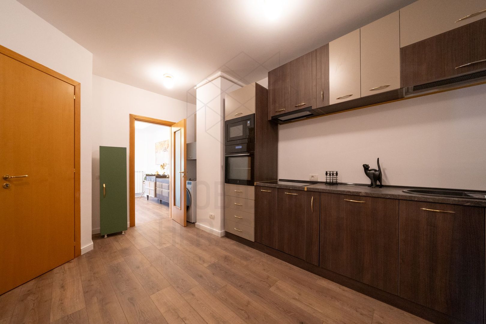 3 room Apartment for rent, Aviatorilor area