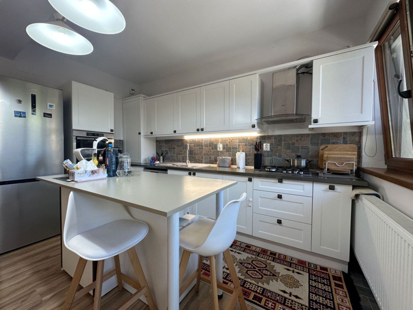 Vilă modernă în Corbeanca | Construcție solidă, 3 dormitoare + birou