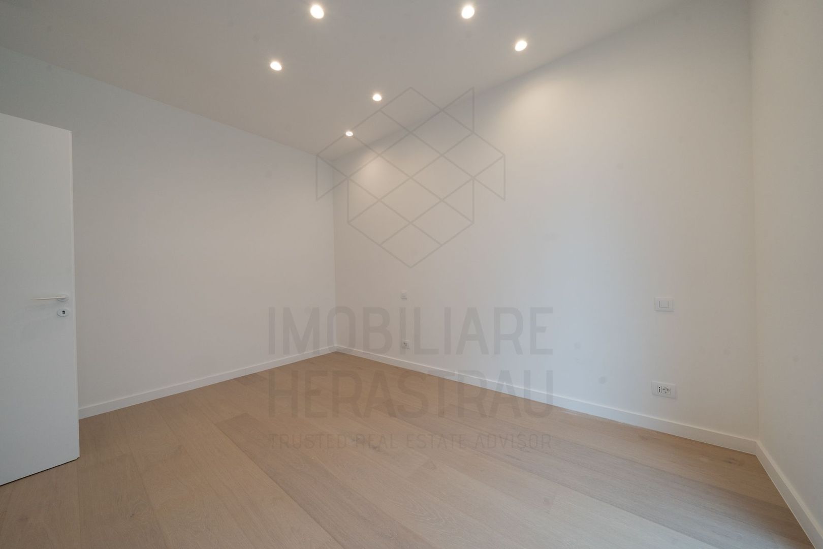 Apartament 2 camere| 3 min Metrou Aurel Vlaicu