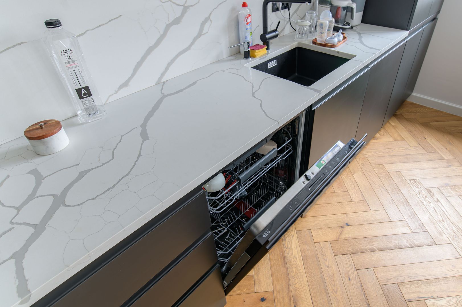 Apartament cu 4 camere de vânzare în zona Soseaua Nordului