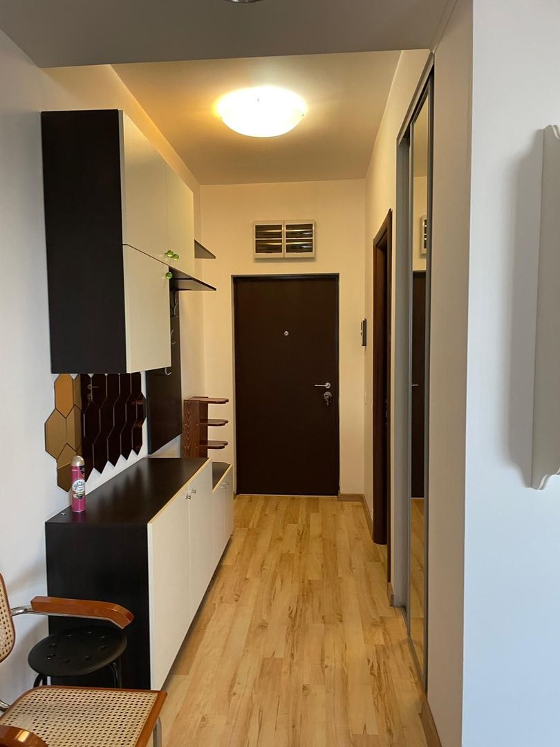 Apartament cu 3 camere de închiriat în zona Herastrau