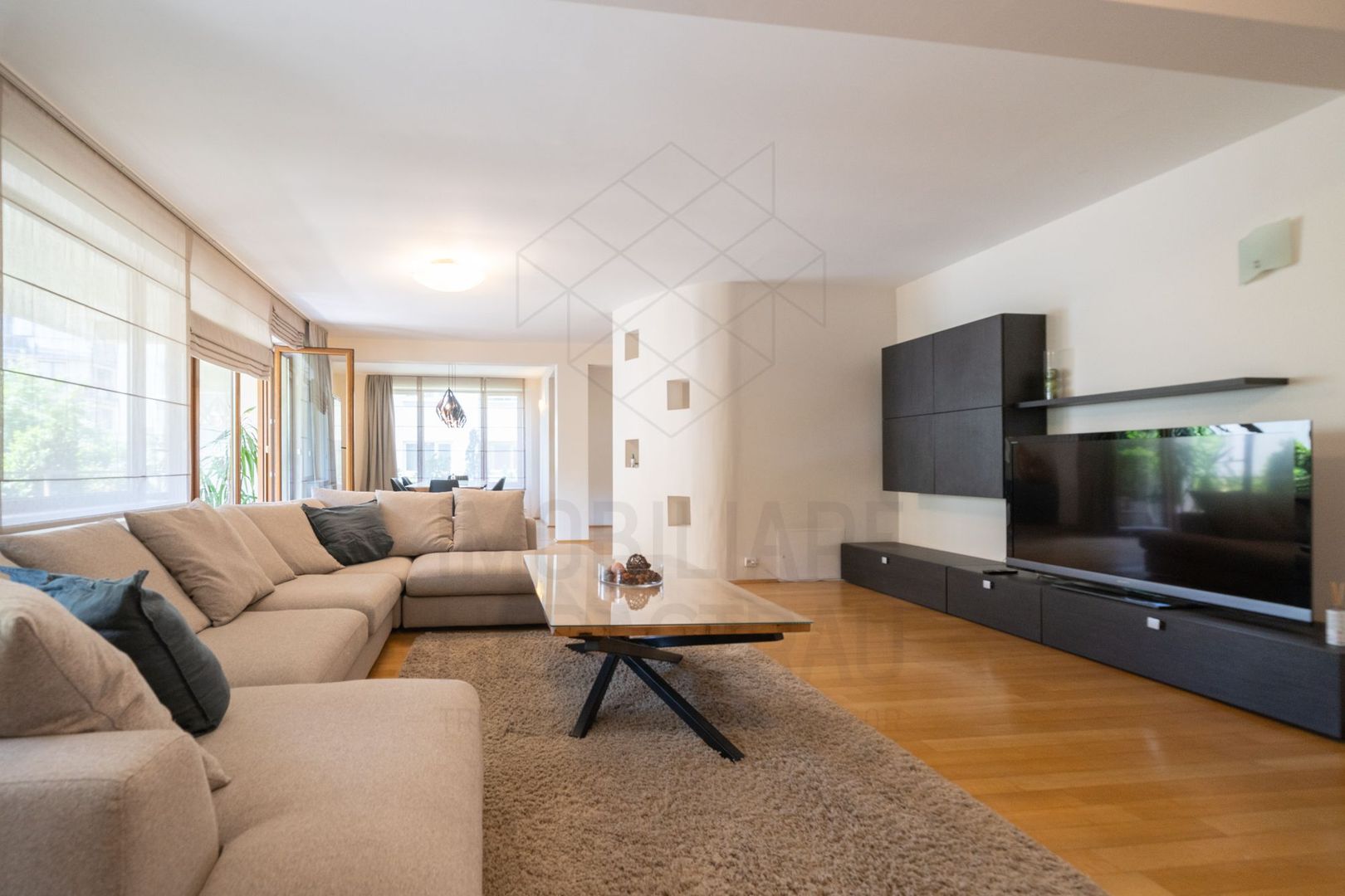 Exclusive Property | Herastrau