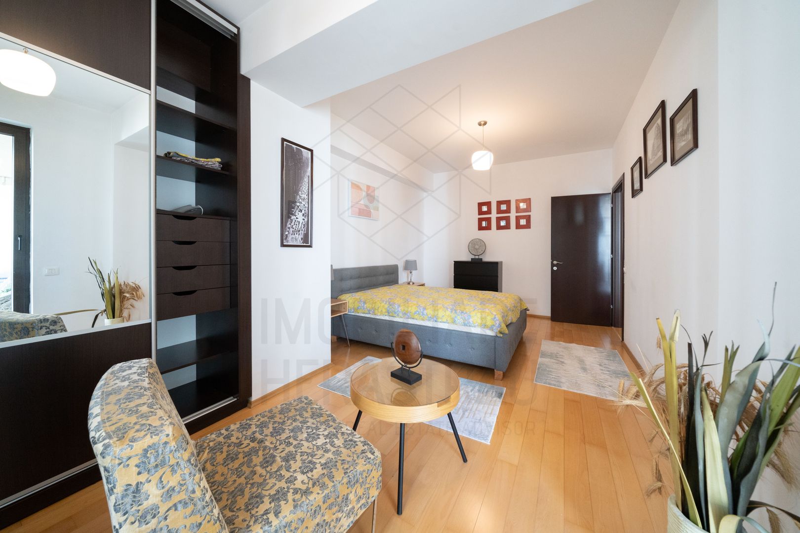 North Area Lake View  | Loc parcare | Boxa