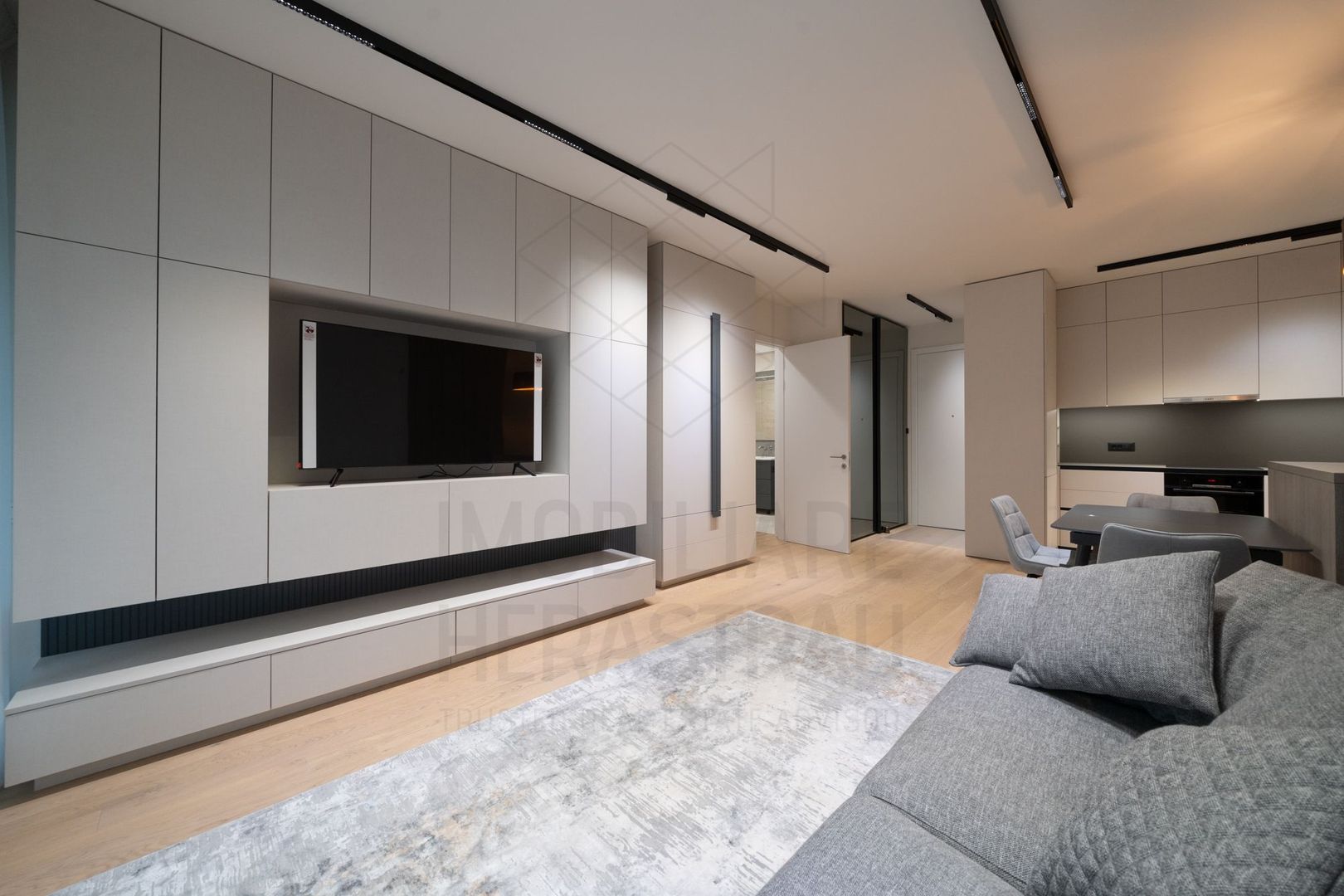 2 room Apartment for sale, Herastrau area