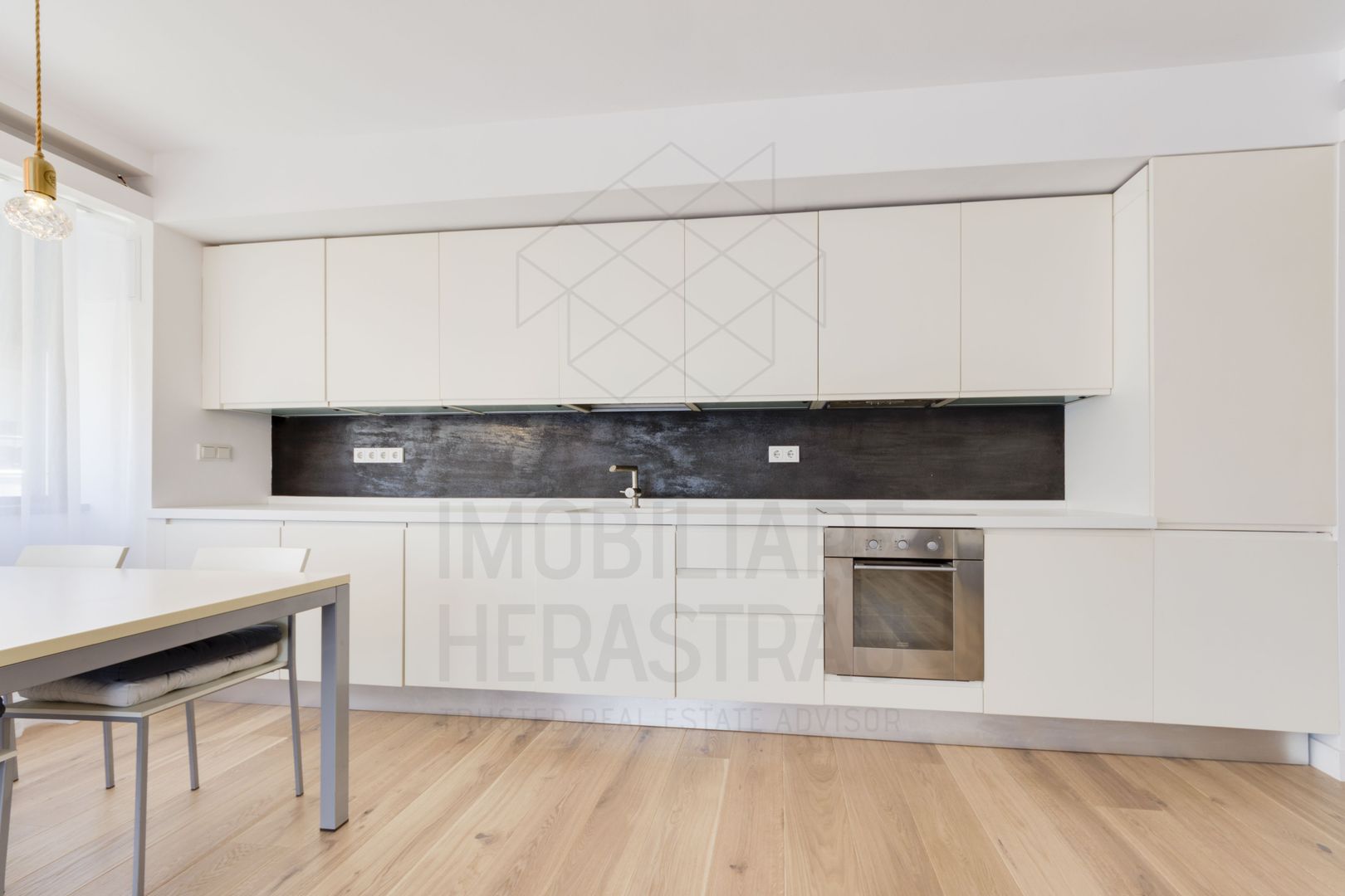 3 room Apartment for rent, Herastrau area