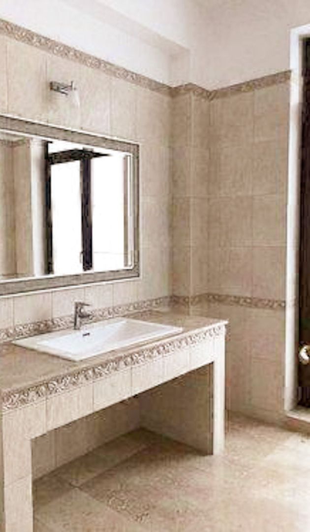 Special villa on Iancu Nicolae I Garage 2 cars and yard 500 sqm