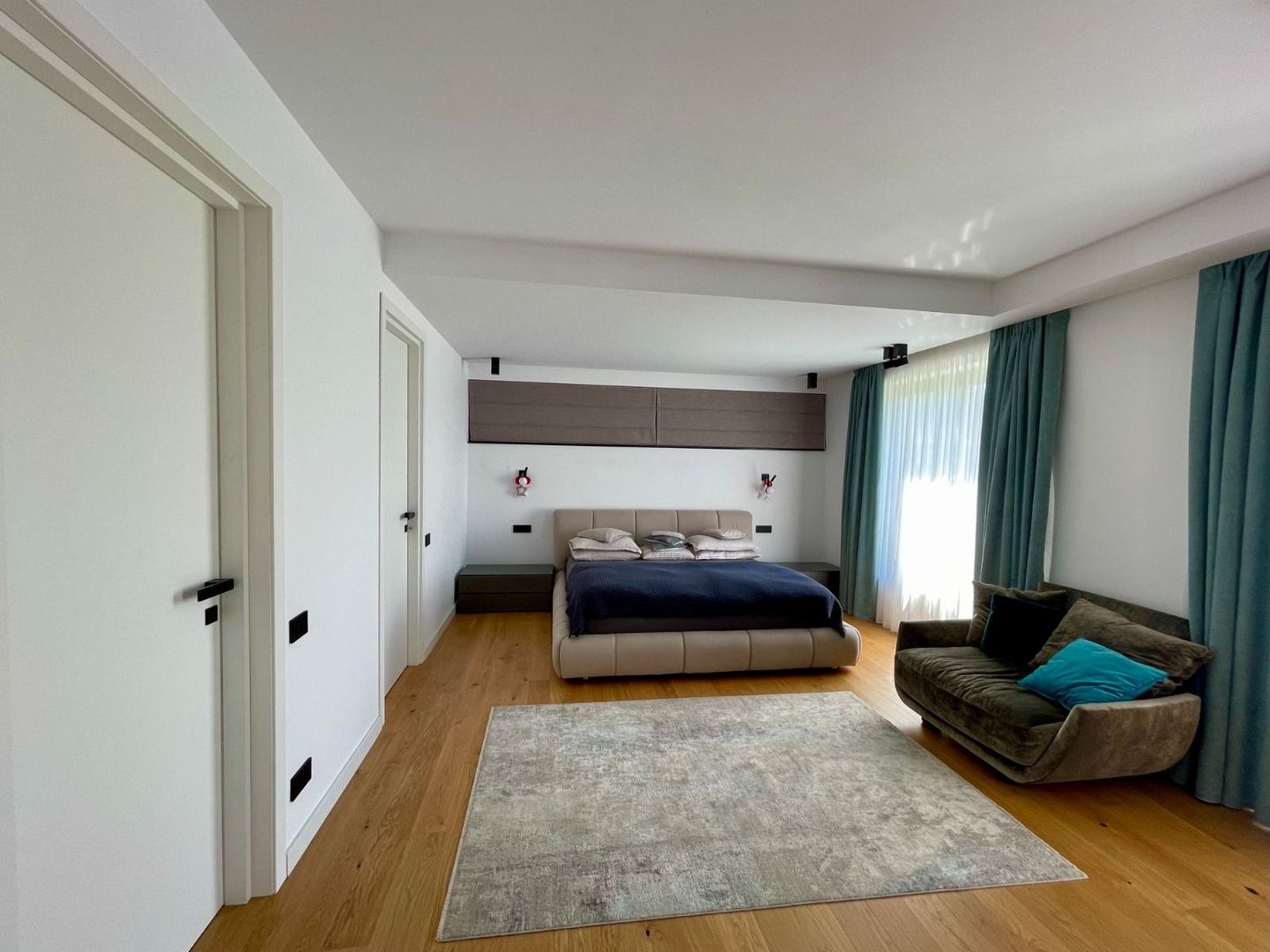 Laguna Albastra | Corbeanca | Luxury Homes