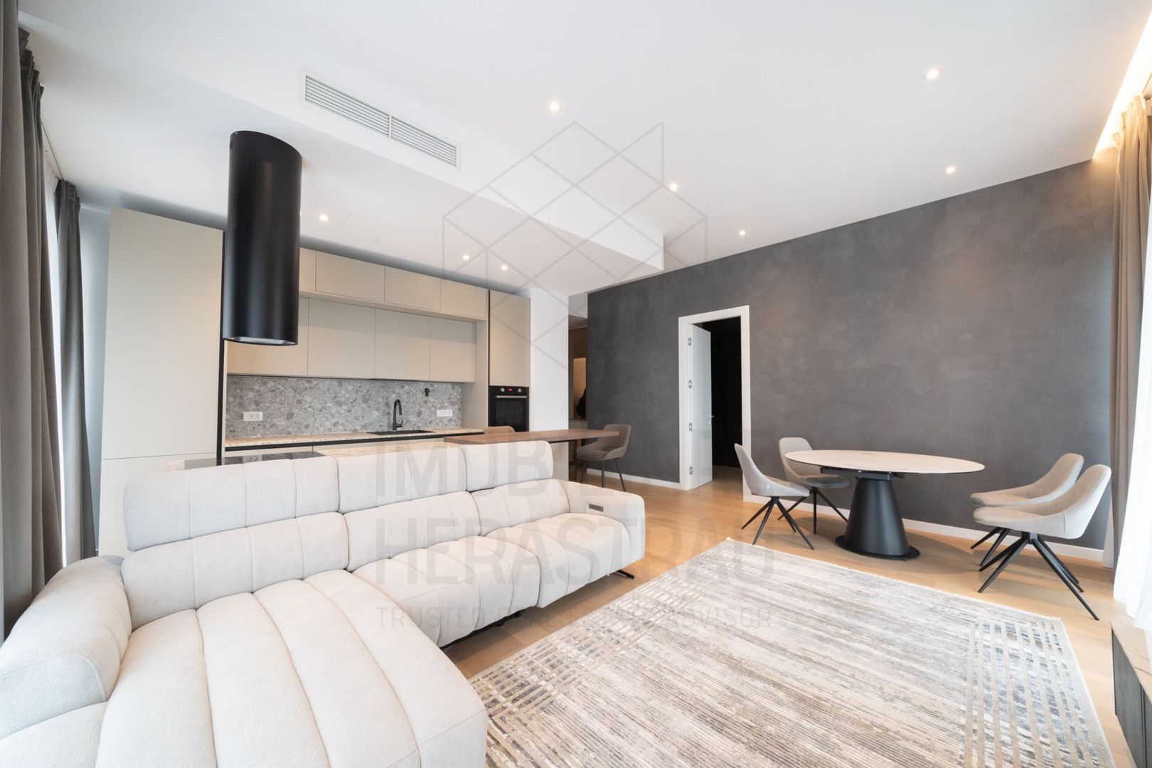 ONE VERDI PARK | 4 camere | Terasa 13 mp | Vedere Parc Verdi