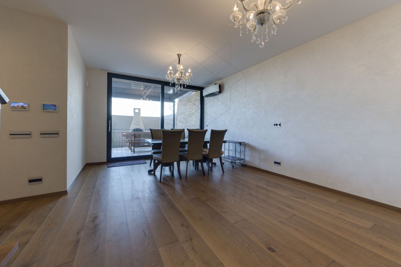 Casa Duplex | Voluntari