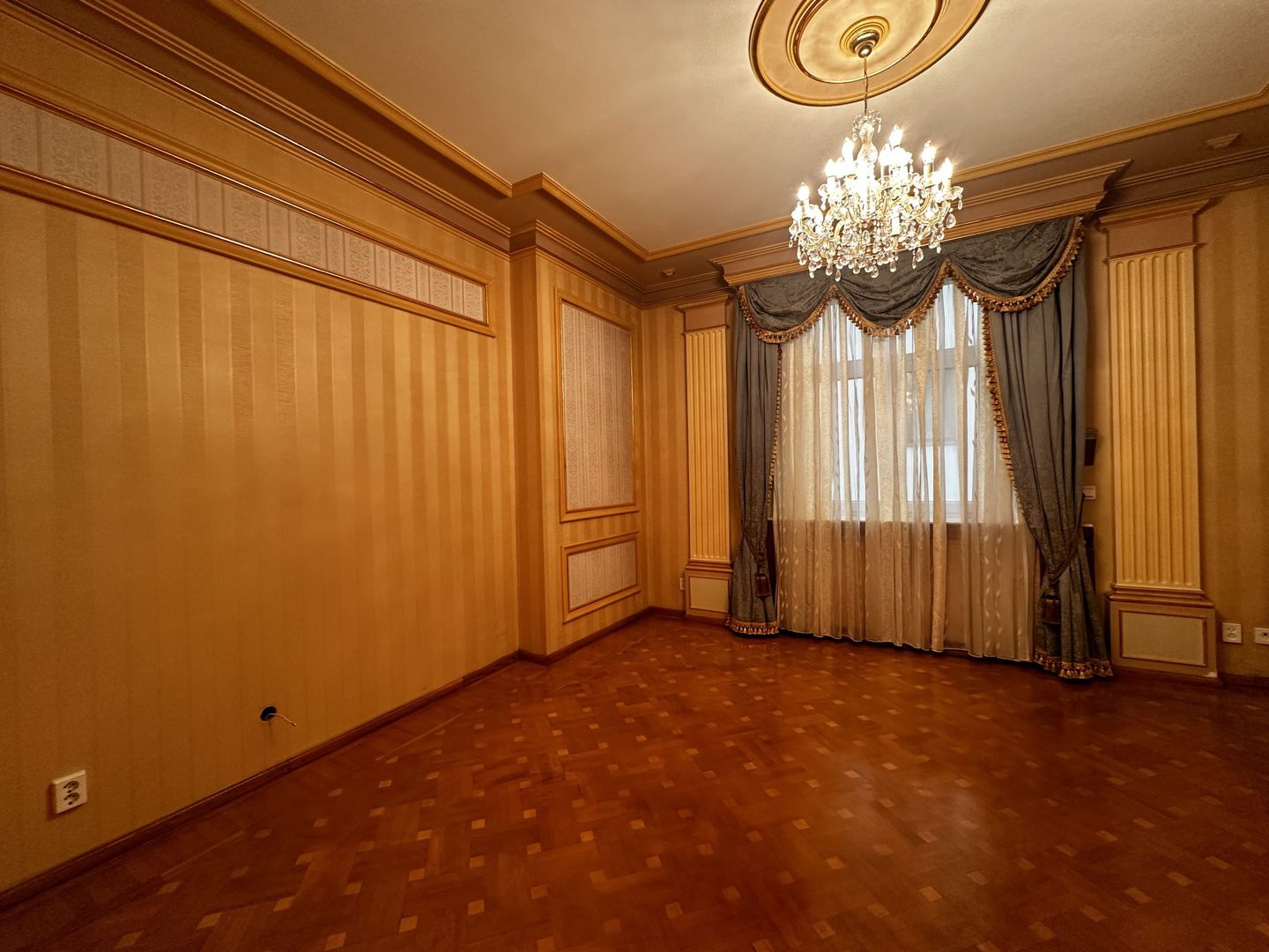 Maison Royale | Vila interbelică | Dorobanti Capitale