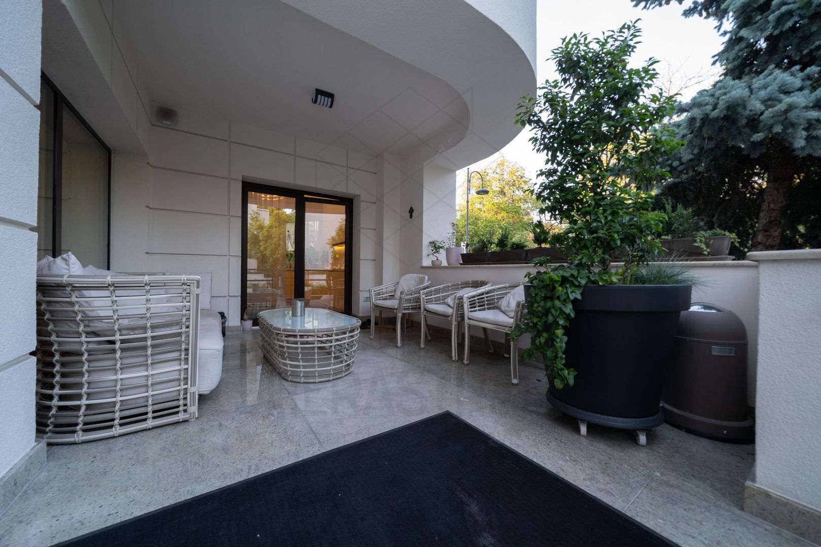 Villa for sale | Dorobanti | Charles de Gaulle Plaza