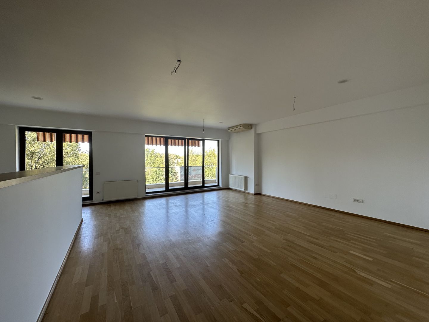 BEST DEAL Satul Francez | Herastrau | 4 camere | Vedere Parc | loc de parcare