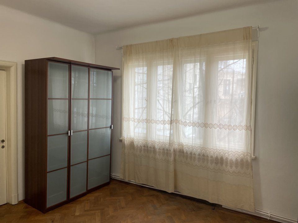 Armeneasca – Apartament de vanzare 4 camere