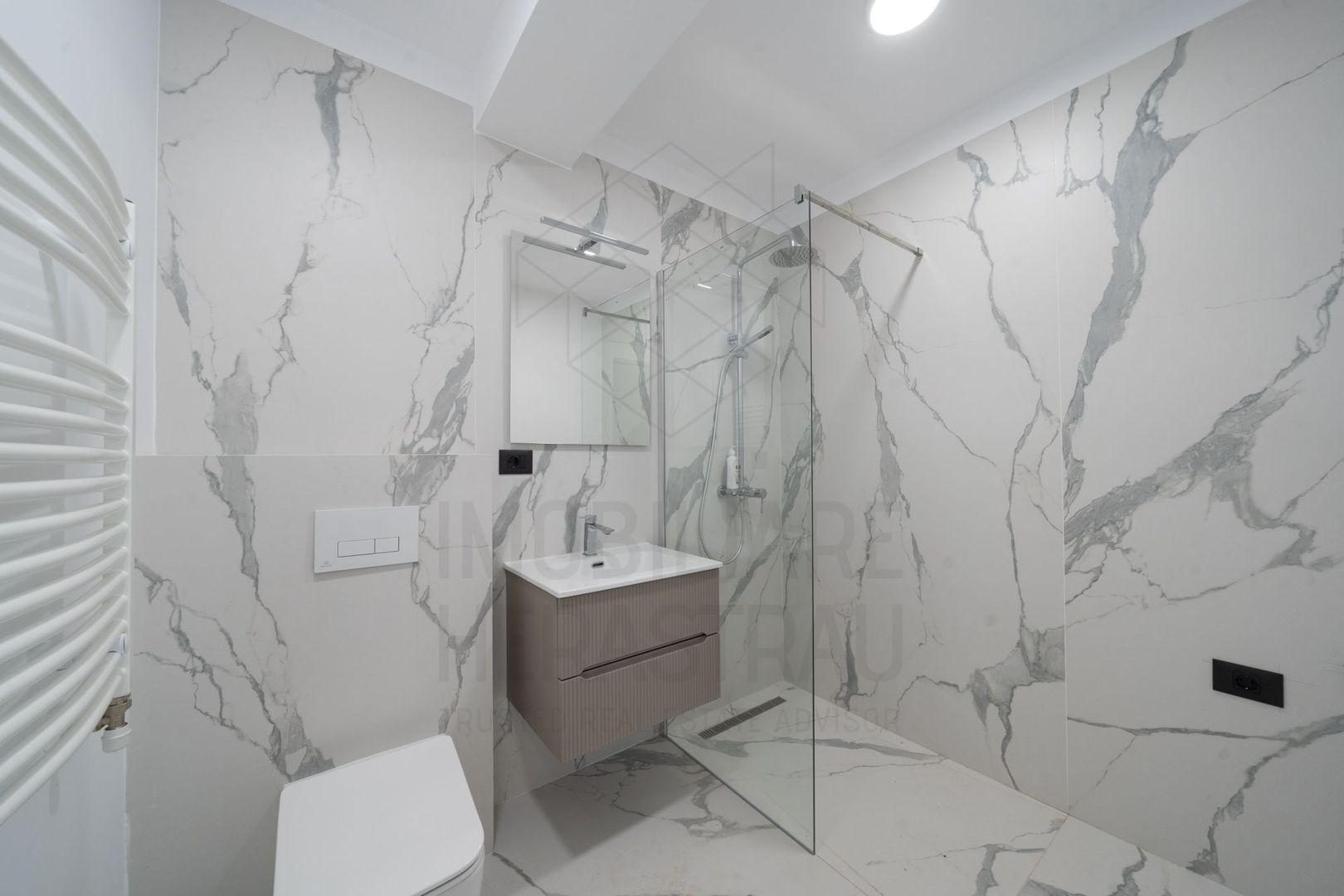 Apartament 3 camere Aviatiei | La 3 minute de metrou