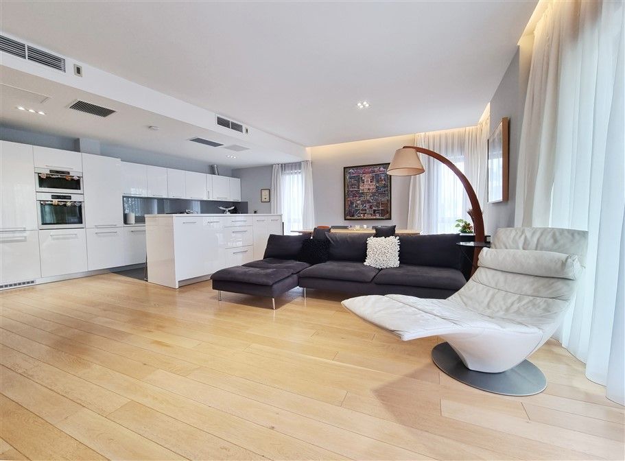 Luxury Homes | Apartament elegant 4 camere | 2 locuri de parcare