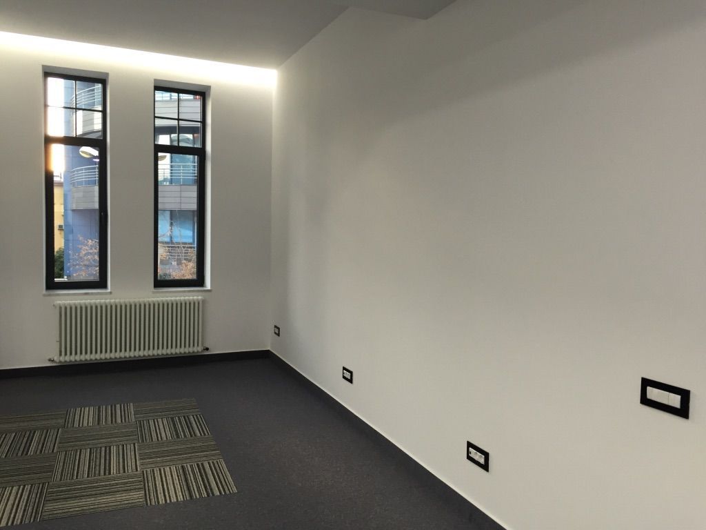 12 room House / Villa for sale, Polona area