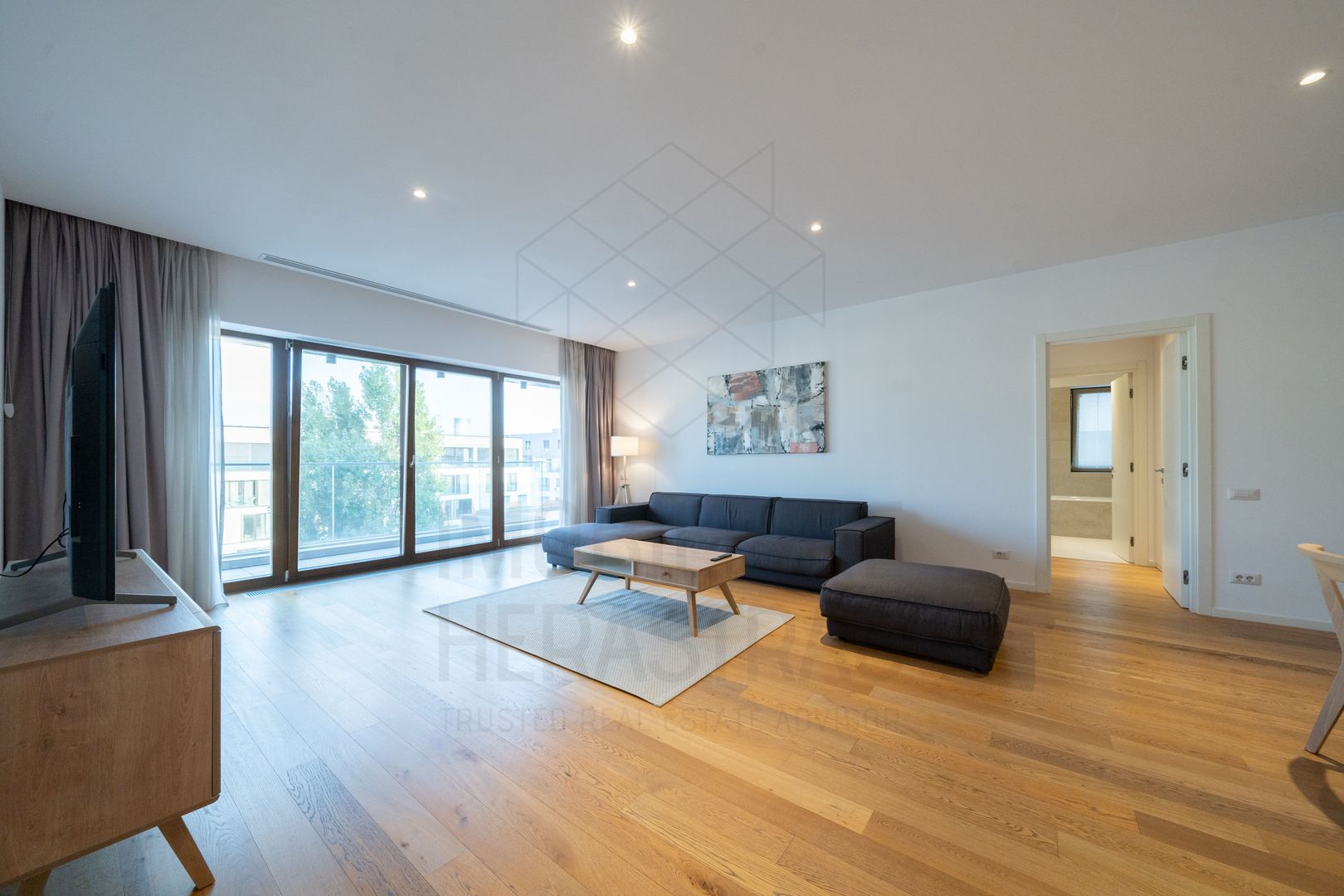 3 room Apartment for rent, Herastrau area