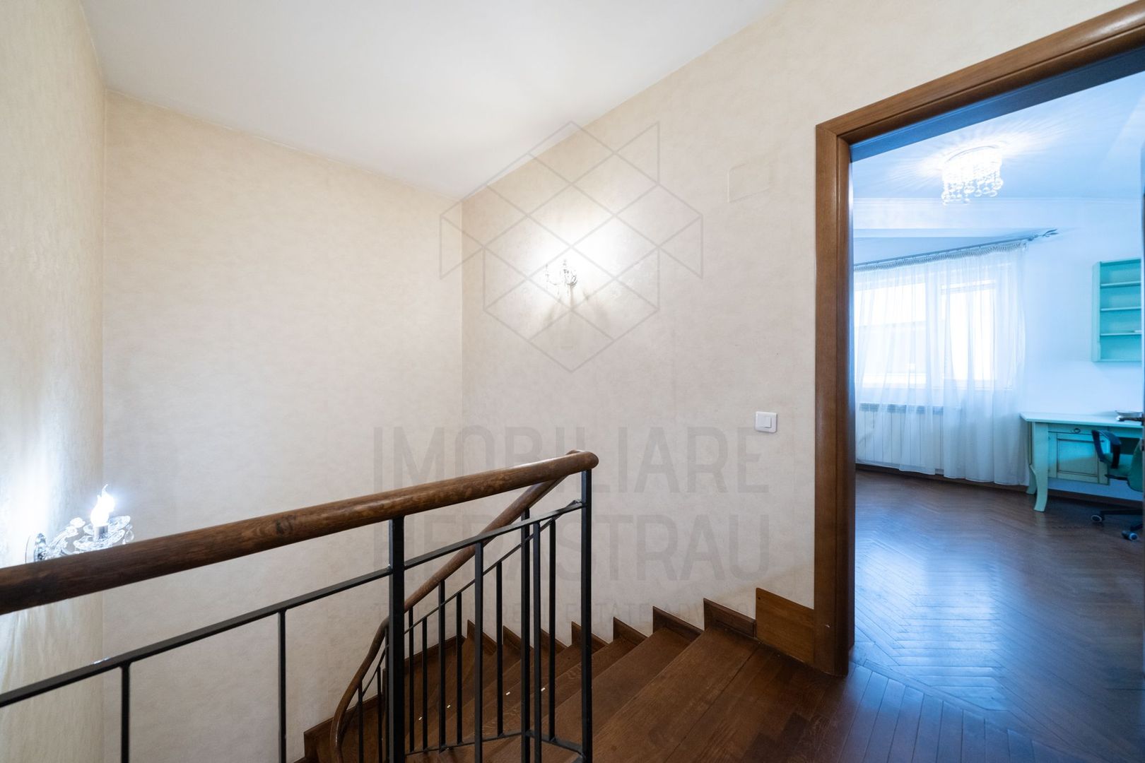 5 room House / Villa for sale, Herastrau area