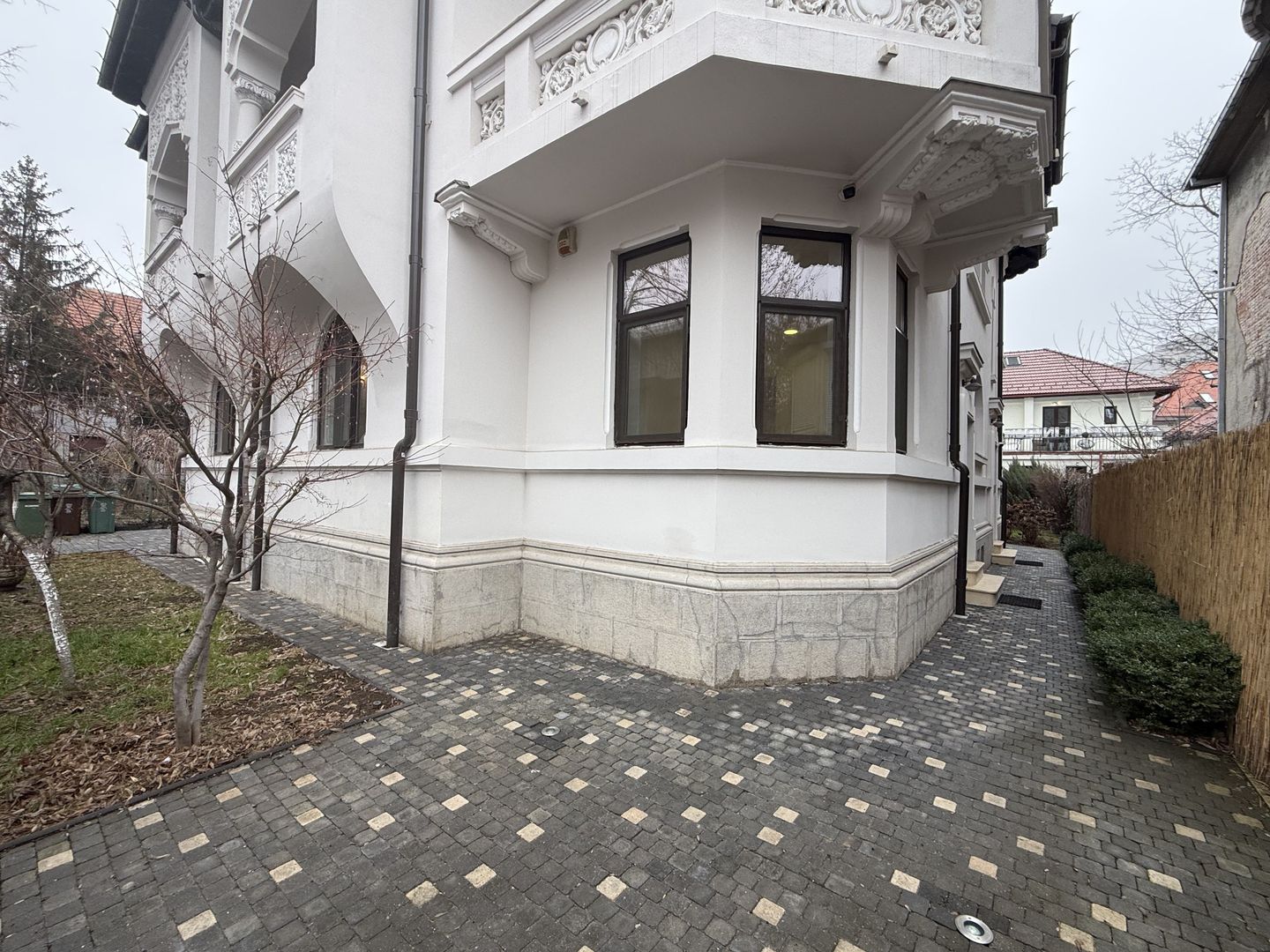 Vilă interbelică restaurată | Ultra Premium Office Villa | Dorobanți Capitale