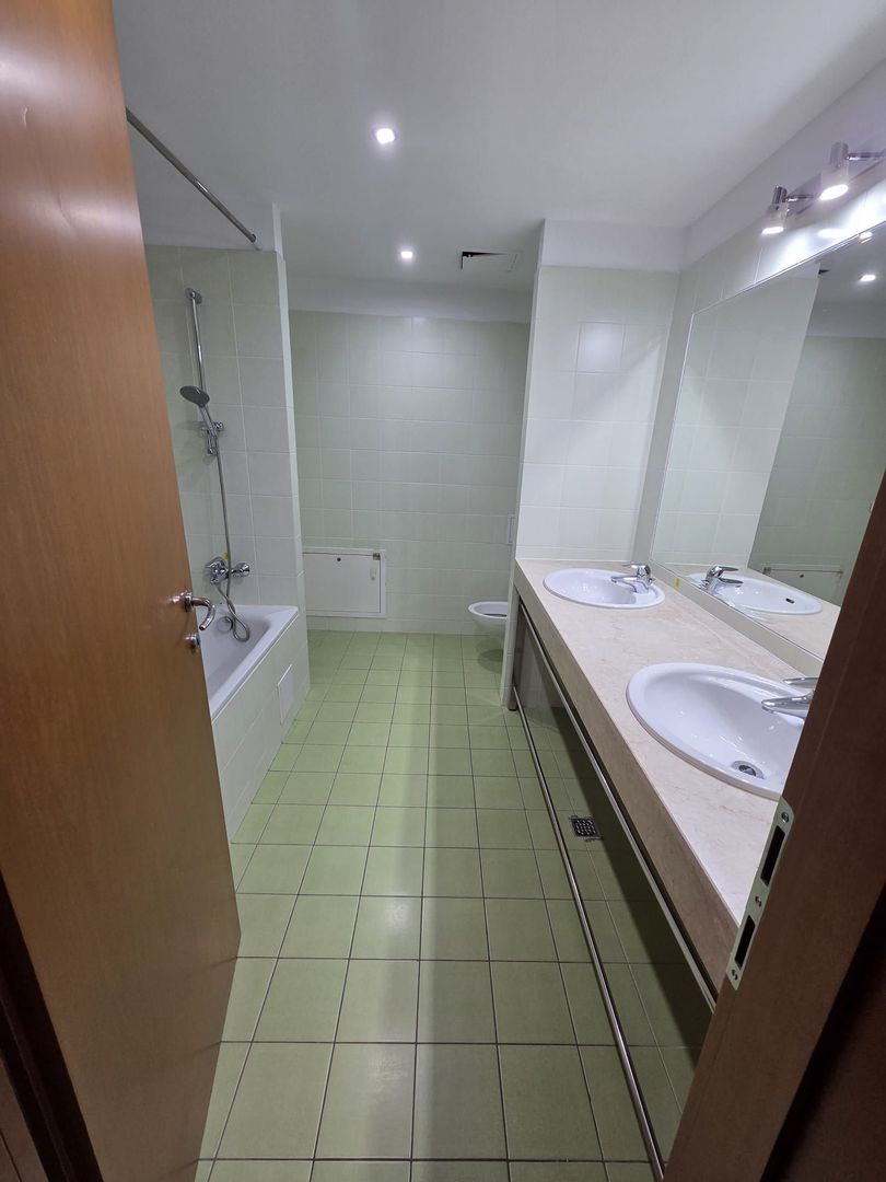 Apartament exclusivist cu 4 camere și două terase | Washington Residence