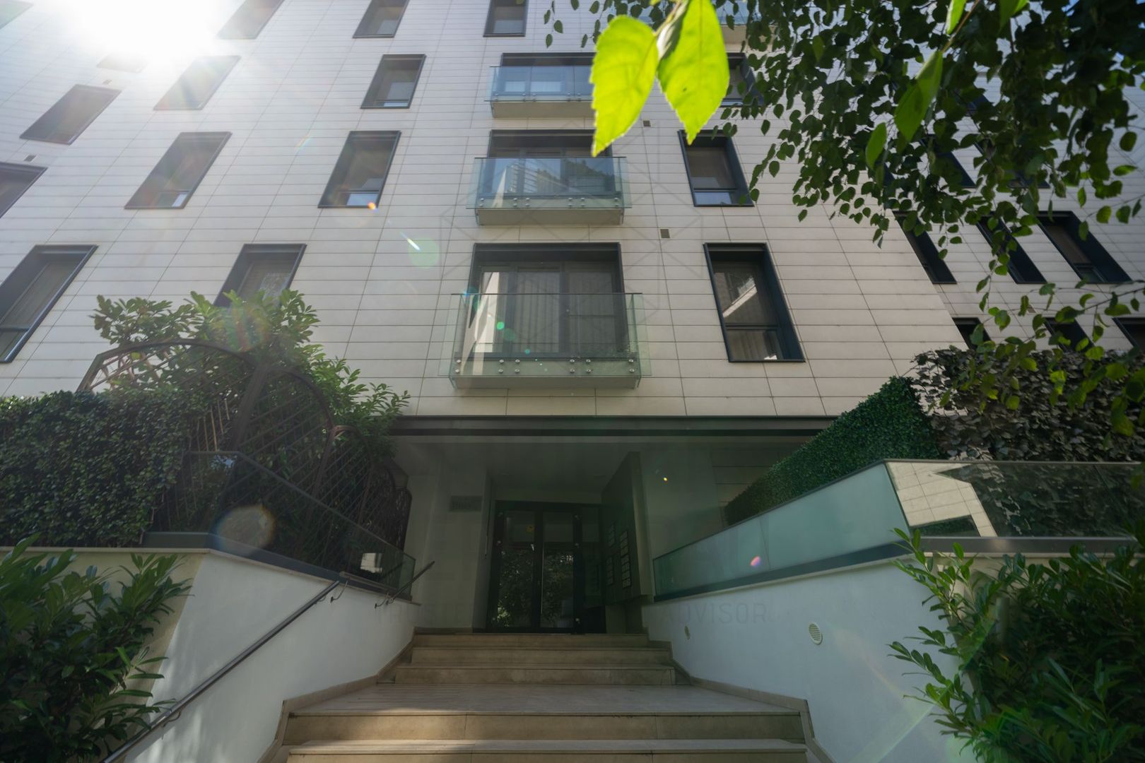 Herăstrău | Apartament elegant 2 camere de inchiriat |  Loc parcare