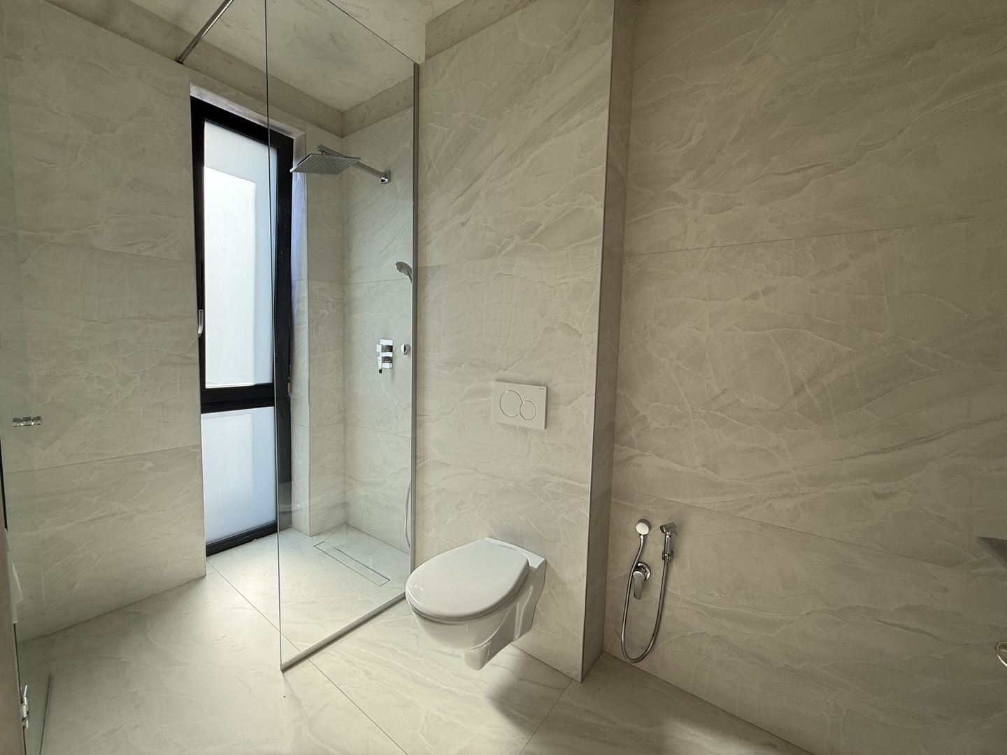 Vila moderna deosebita in Mogosoaia | Eleganta | Confort si spatiu