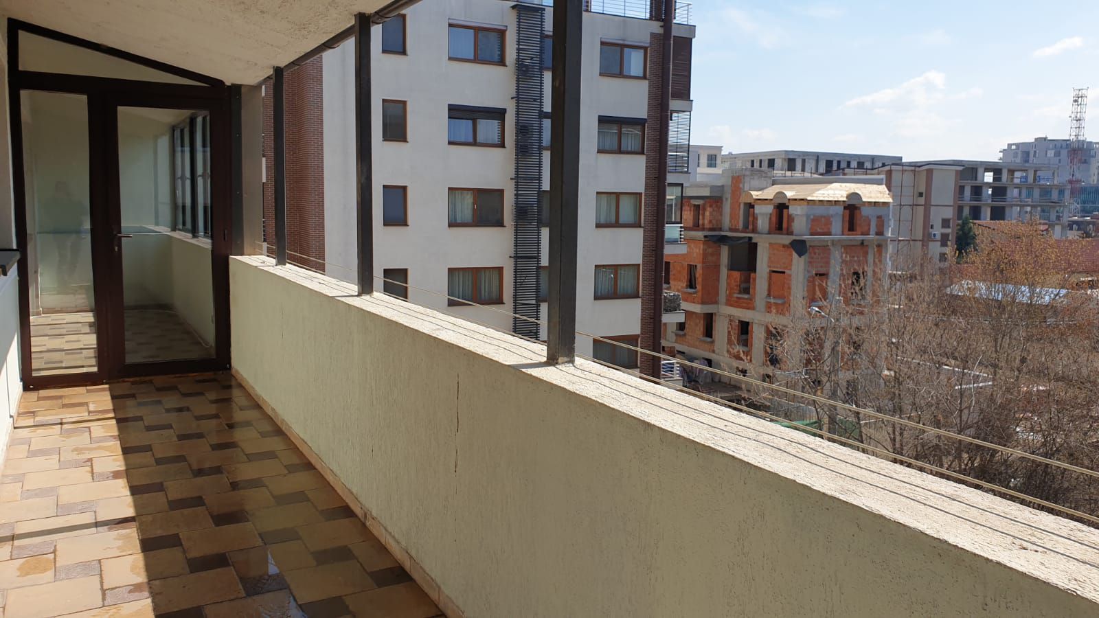 Spacious and bright one bedroom apartment | Herastrau area