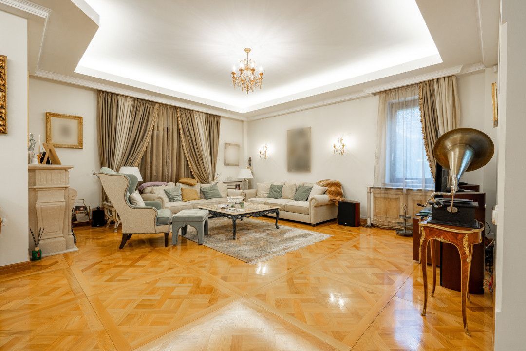 Amazing Villa in Floreasca | near Verdi Park