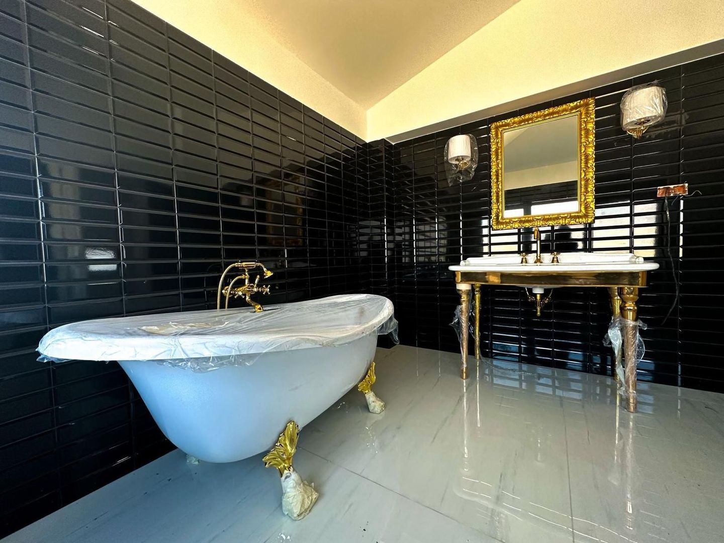 Vila neoclasica urbană | Palatul Parlamentului