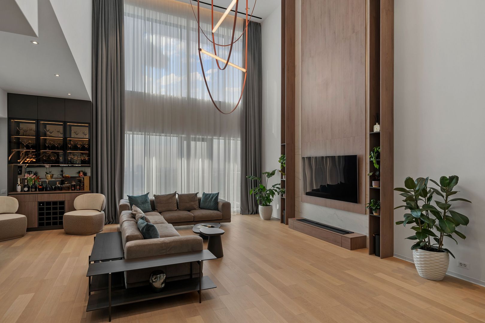 Penthouse spectaculos cu 4 dormitoare în One Verdi Park