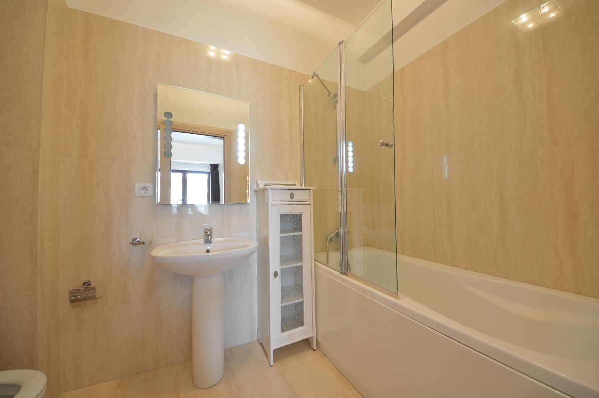 Aron Cotrus | Satul Francez | 4 camere | Vedere Parc Herastrau