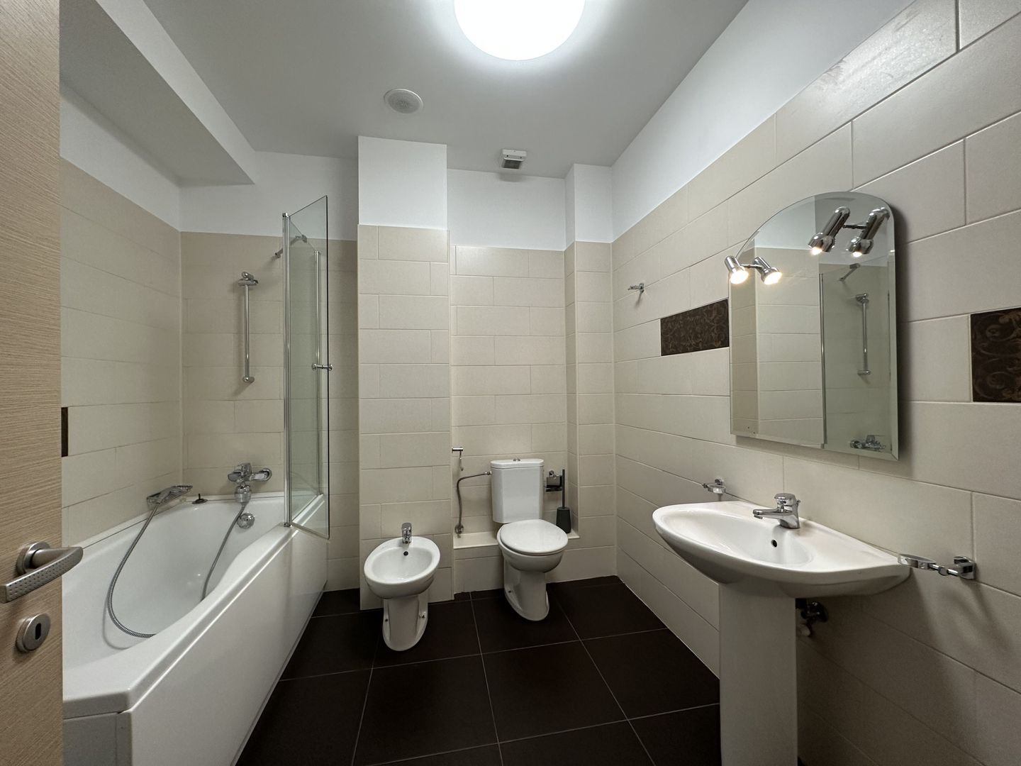 BEST DEAL Satul Francez | Herastrau | 4 camere | Vedere Parc | loc de parcare