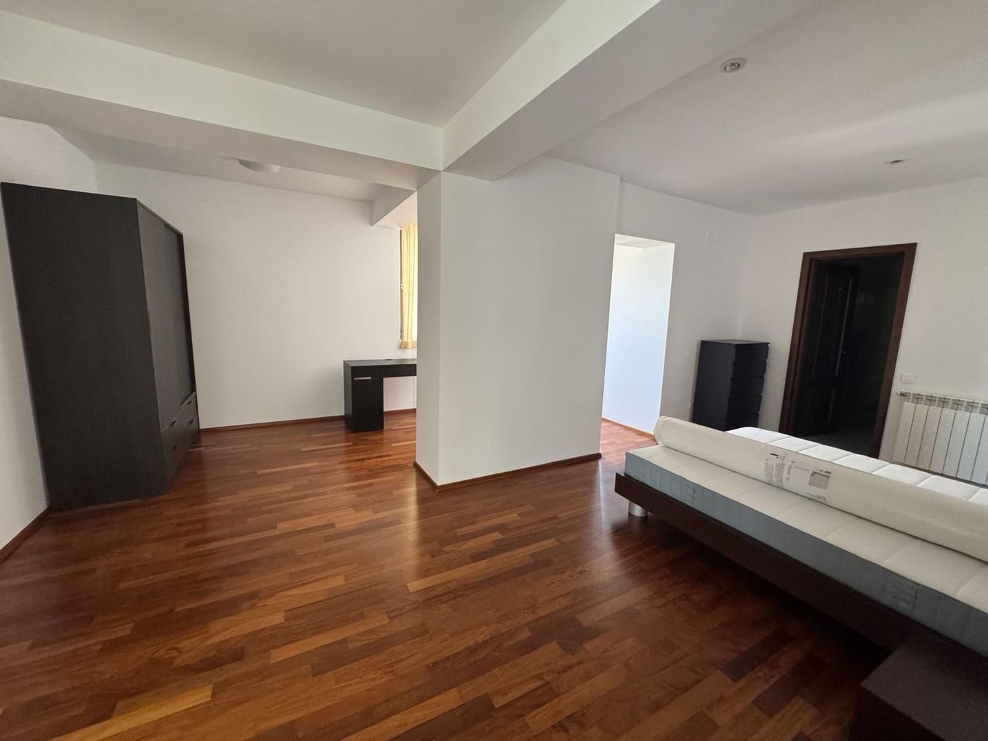 Herăstrău | Inchiriere 3 camere | parcare | boxă
