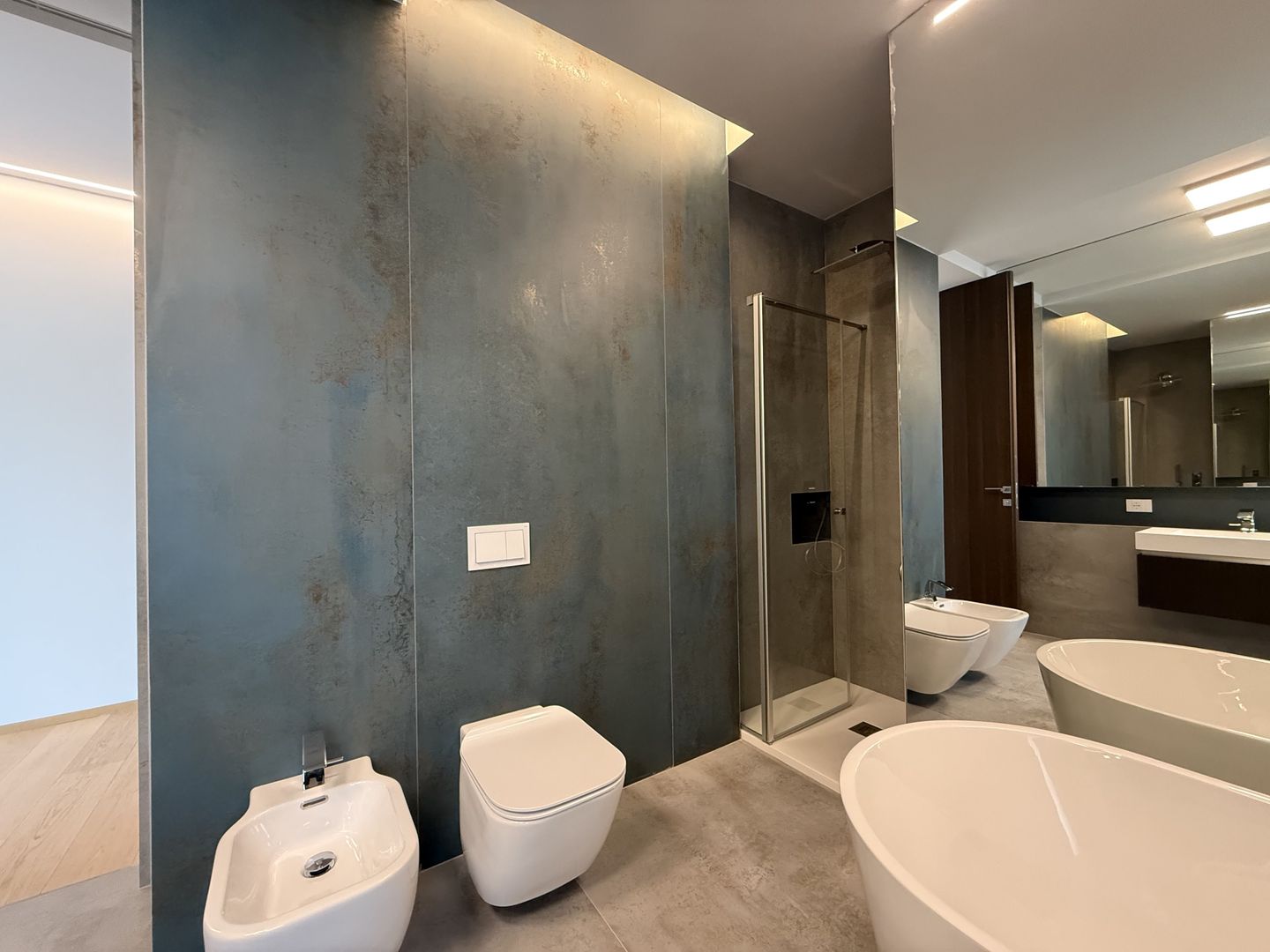 Premium contemporary villa with pool, 500sqm built, 2 car garage