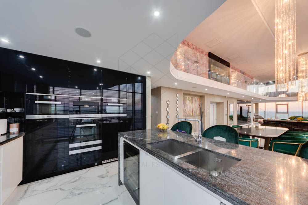 Infinity Penthouse | Amazing view from the tallest building in RO