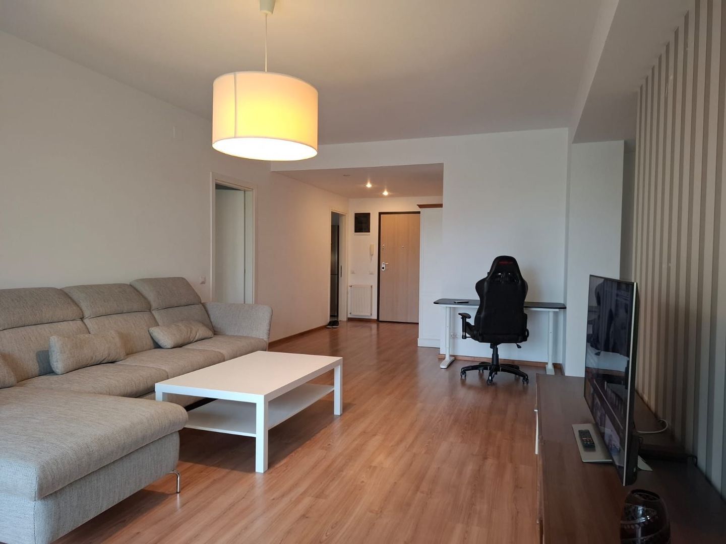 Apartament generos 3 camere , 2 locuri de parcare, Pet friendly | Iancu Nicolae