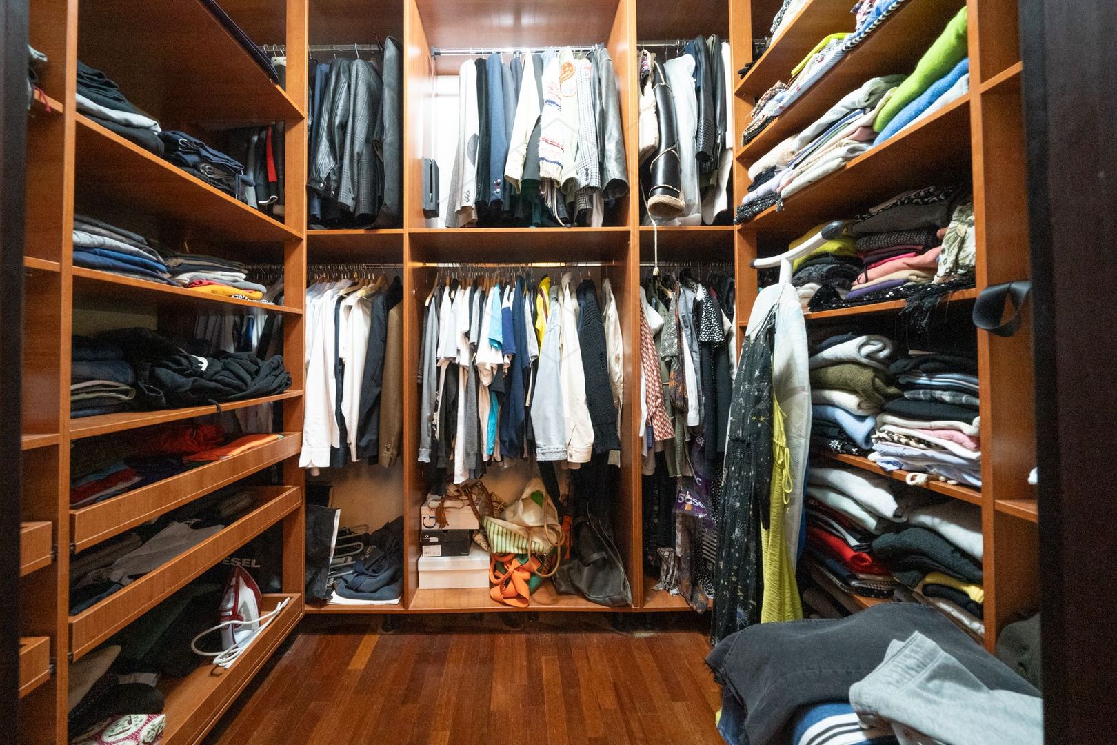 Soseaua Nordului | 4 camere spatioase | 2 locuri de parcare | Centrala proprie