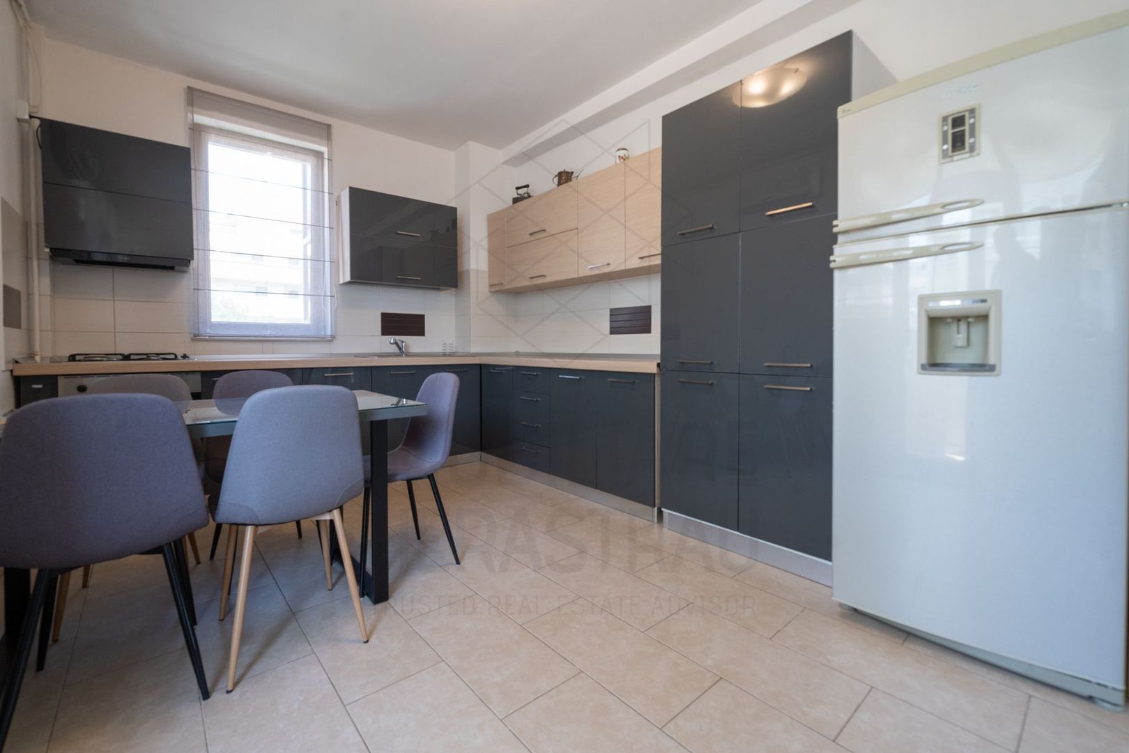 4 room Apartment for rent, Herastrau area