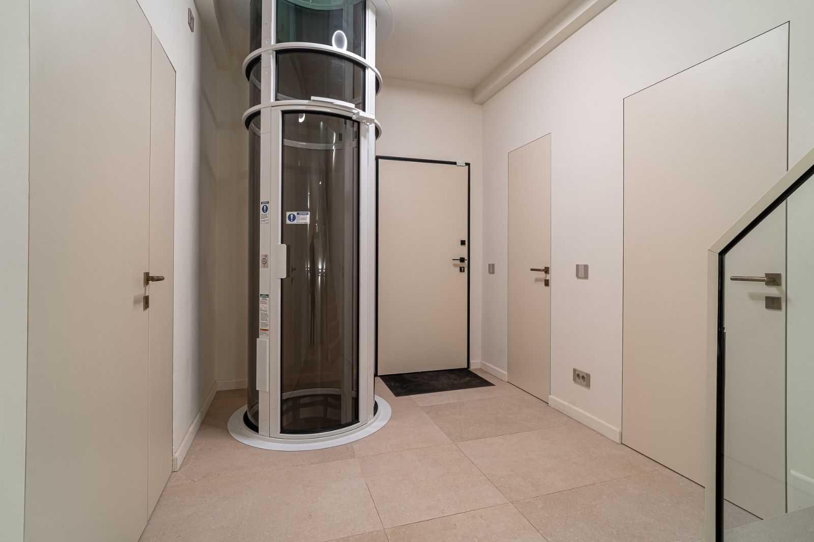 Vila de Excepție în Dorobanti | Eleganță Clasică, Design Contemporan