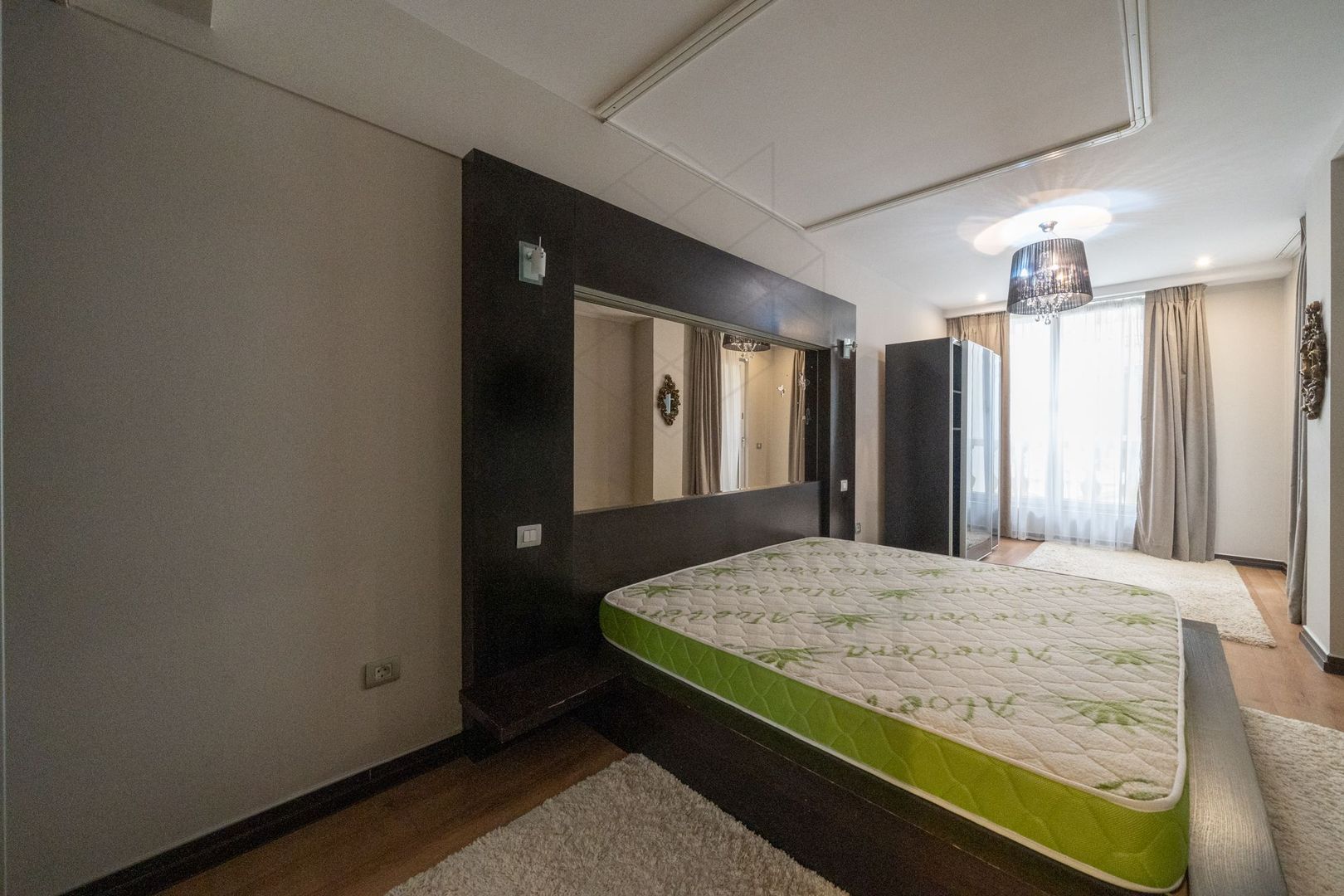 4 room Apartment for sale, Herastrau area